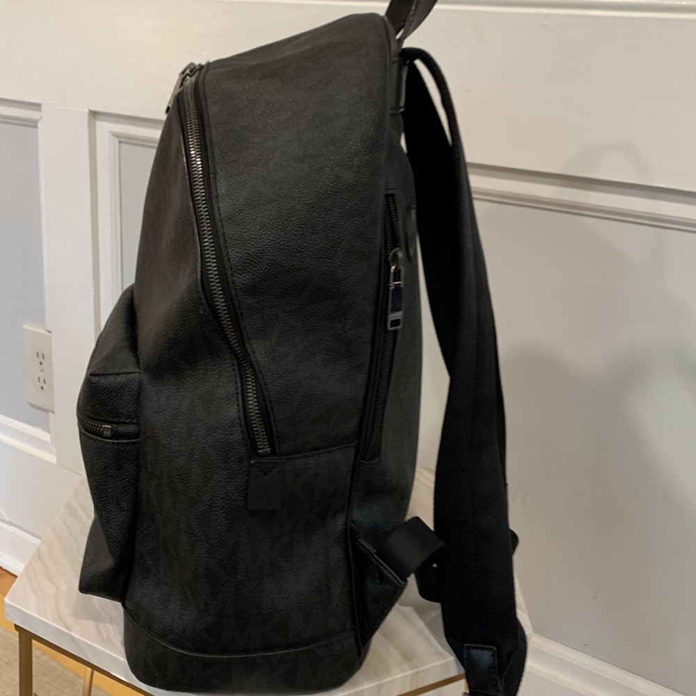 Michael Kors Large Jet Set Signature Travel Backpack EUC - Picture 6 of 17